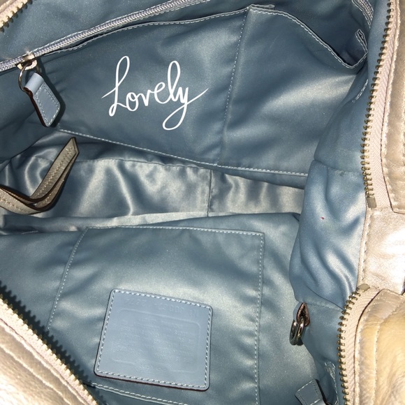 Large Coach Bag - Picture 2 of 3