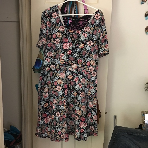 Stretchy cotton floral skater dress