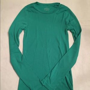 J Crew Perfect Fit Long Sleeved Tee Small