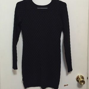 Black tunic sweater