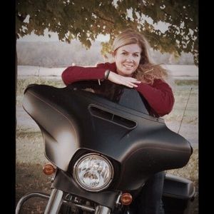 Meet your Posher, Darena