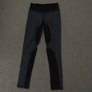 Victoria's Secret grey and black leggings size sm