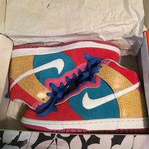 Women's Nike Dunk High 6.0