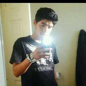 Meet your Posher, Christopher