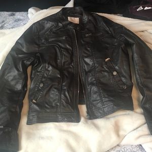 Cute dark brown learher jacket
