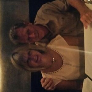 Meet your Posher, Laurie