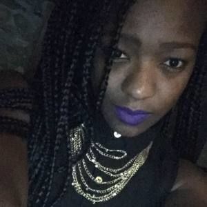 Meet your Posher, Akeisha