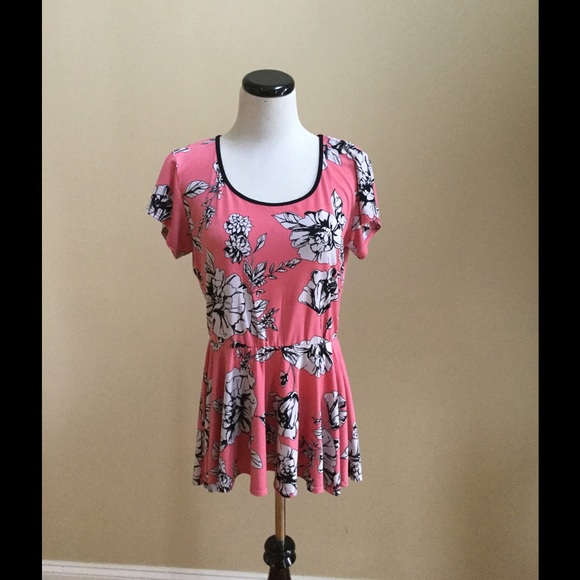 new directions Tops - ⭐️HP Casual Friday⭐️Top⭐️