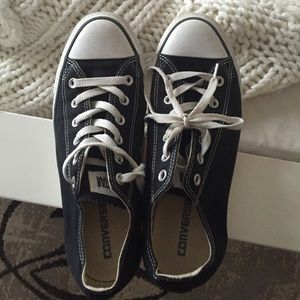 Black and White converse