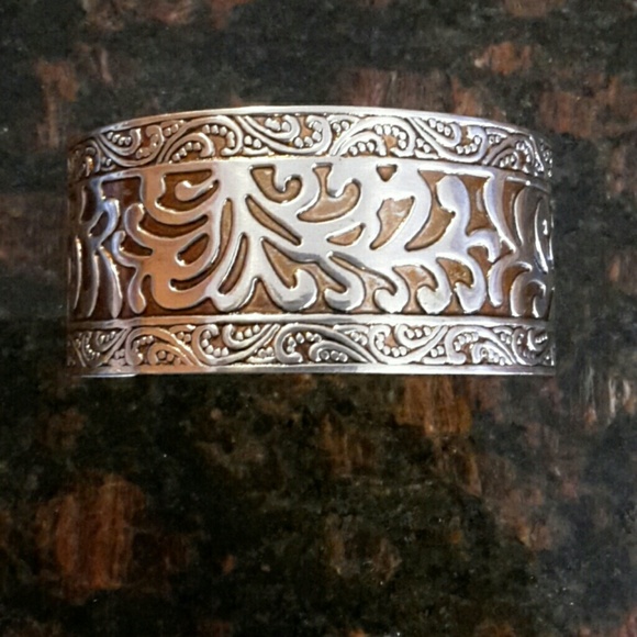 Premier jewelry cuff bracelet