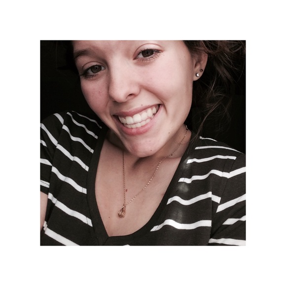 Meet your Posher, Tori