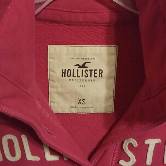 Hollister sweater - Picture 2 of 3
