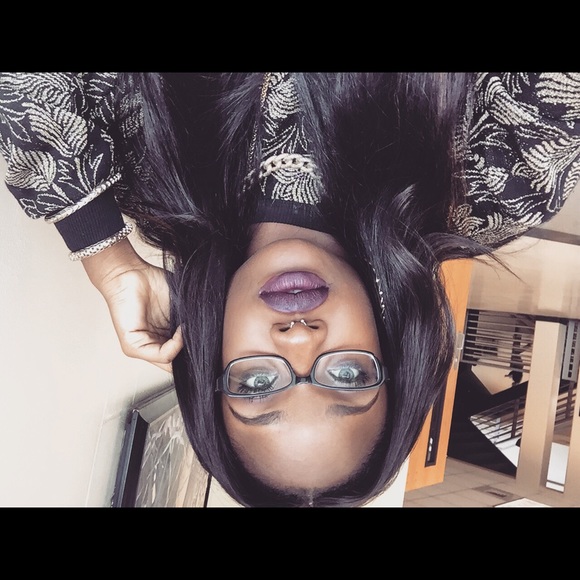 Meet your Posher, Stephie - Picture 4 of 4