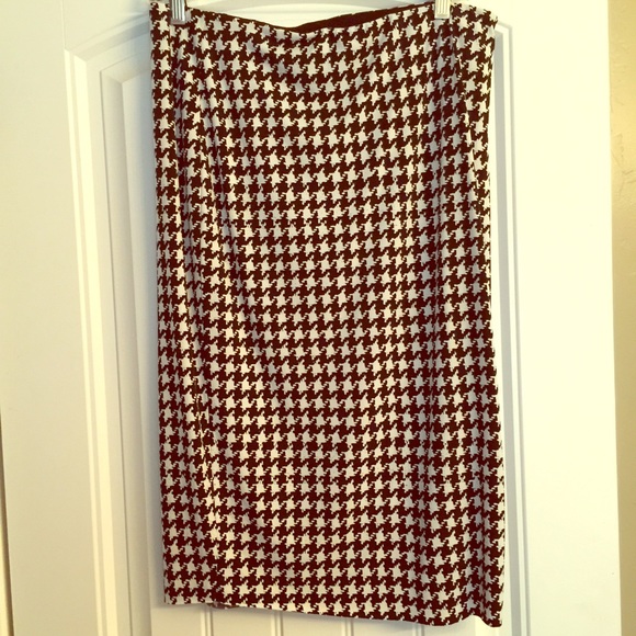 Vince Camuto houndstooth pencil skirt