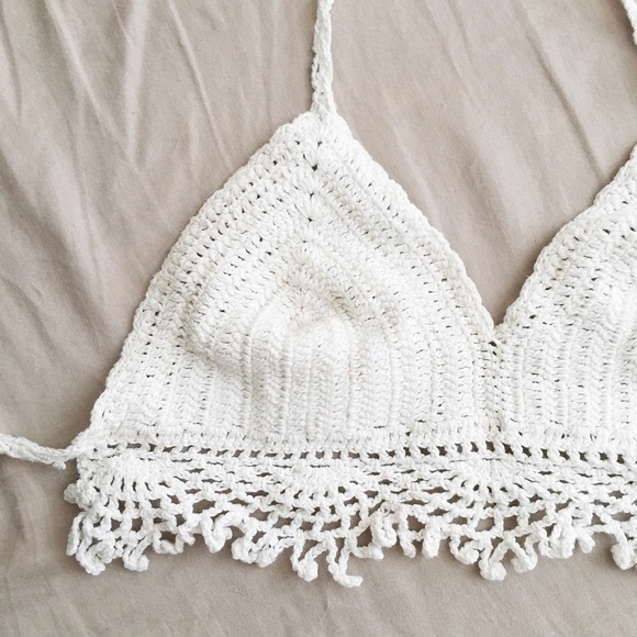 Crochet Halter Crop Top - Picture 2 of 3
