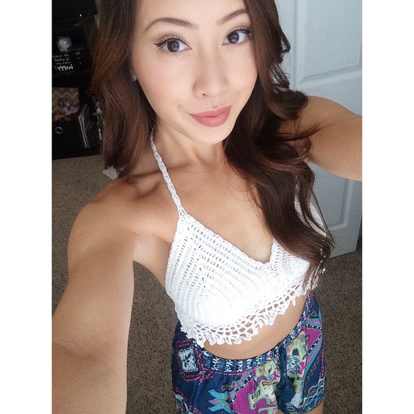 Crochet Halter Crop Top - Picture 3 of 3