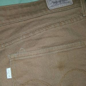 Levi's high-waisted skinny jeans