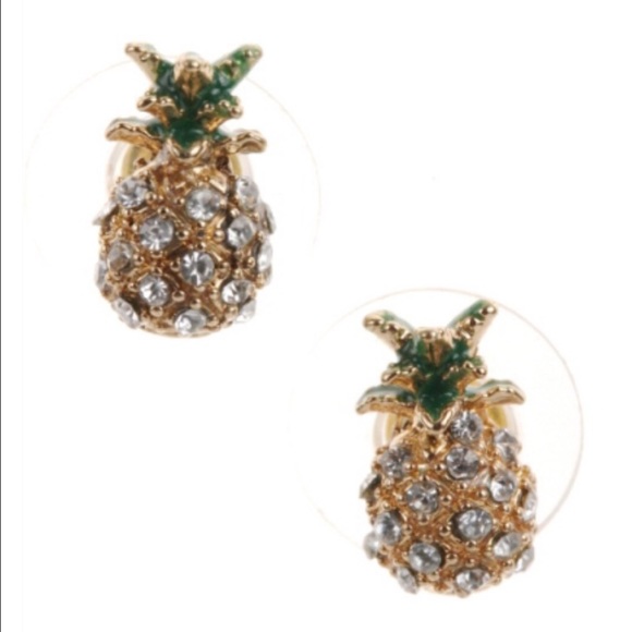🍍 rhinestone pineapple studs