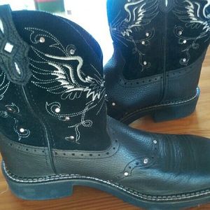 Justin gypsy cowboy boots- women