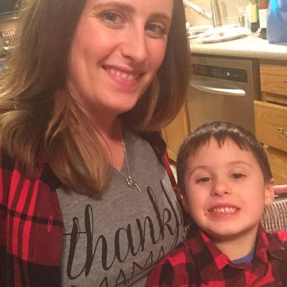 Meet your Posher, Vanessa - Picture 1 of 1