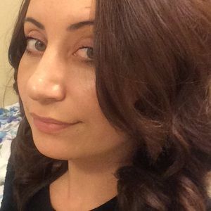 Meet your Posher, Alison