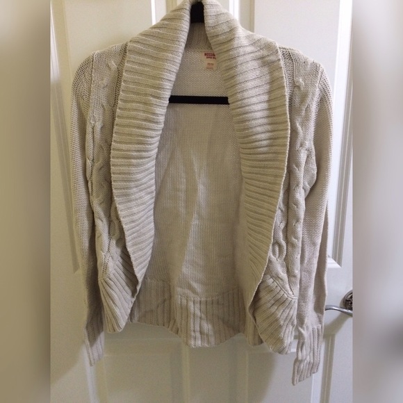 Cream open front cardigan