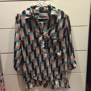 Geo print 3/4 sleeve top