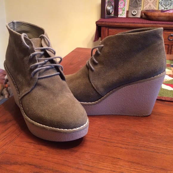 Lands End Canvas bootie