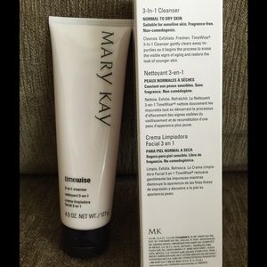 Mary Kay 3-in-1 Cleanser