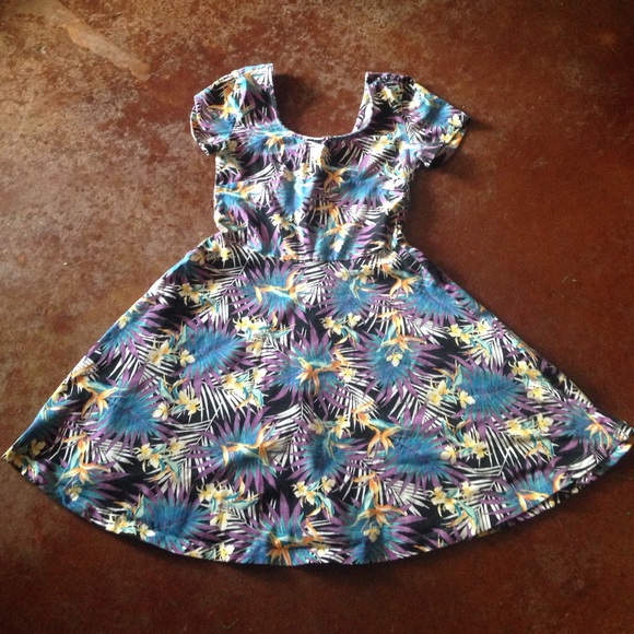 Forever 21 Tropical Dress