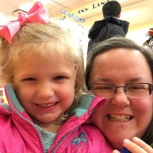 Meet your Posher, Kelly