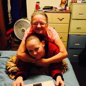 Meet your Posher, Candace