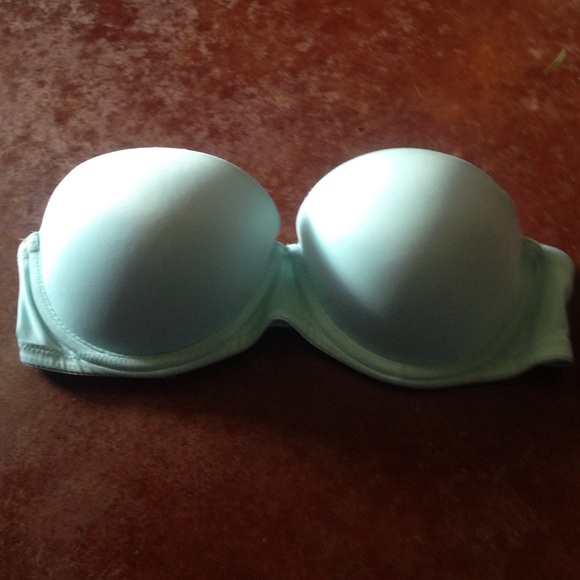 Pink Strapless Push-Up bra