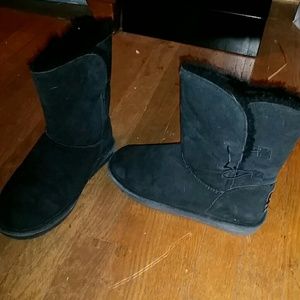 Bearpaw boots