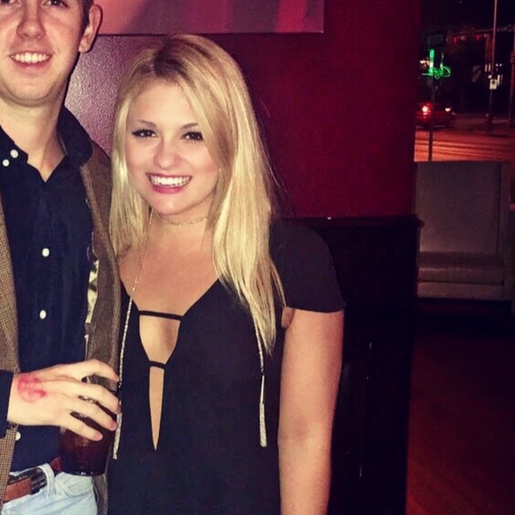 Meet your Posher, Megan - Picture 1 of 1