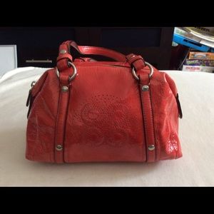 Coach patent leather shoulder bag - coral color
