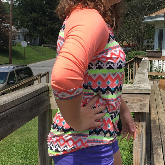 Orange Geo Print Crochet Pocket Tunic Top! NEW! - Picture 3 of 7