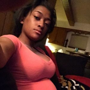 Meet your Posher, Jade