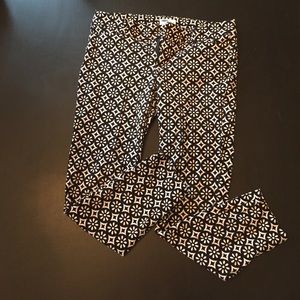 Old Navy Patterned Diva Capris
