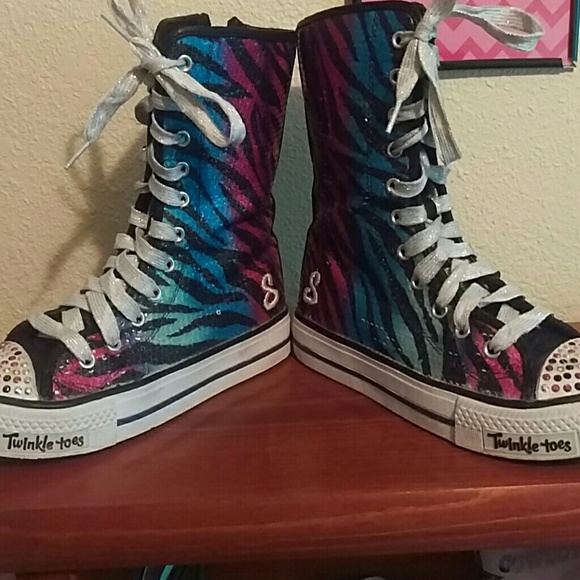 Twinkle Toes Skechers for girls size 2