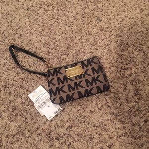 Michael Kors wristlet