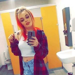 Meet your Posher, Whitney