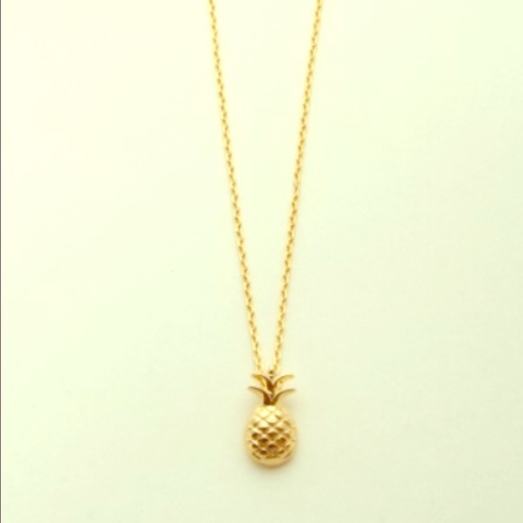 SUNDAY SALE 🍍 pineapple necklace