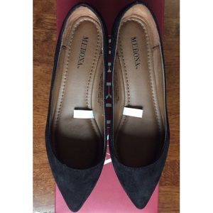 Suede black pointy Flats w/ little Wedge