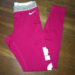 Nike leggings