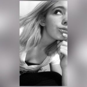 Meet your Posher, Abby