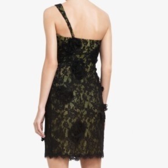 NWT. BCBG Jennifer Dress - Picture 4 of 4