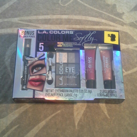 Bundle makeup set - Picture 3 of 4