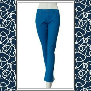 🆕 Zenana Ladies Stretchy Pull On Pants 👖NWT  Blue