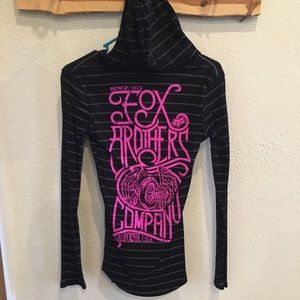 Like new fox Henley